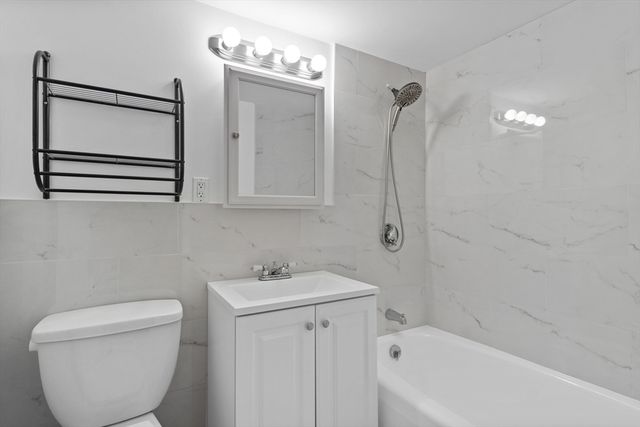 1025 Hancock 6G, Quincy, MA 02169