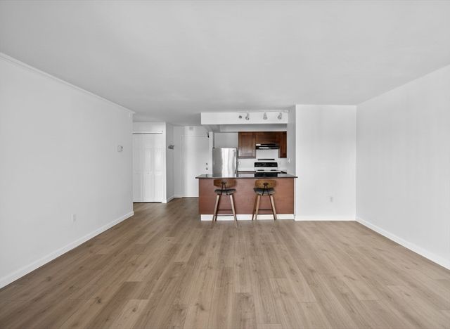 1025 Hancock 6G, Quincy, MA 02169