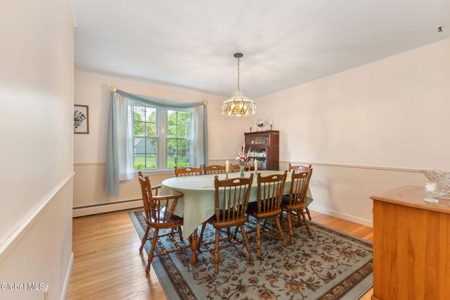 18 Sherwood Drive, Queensbury, NY 12804
