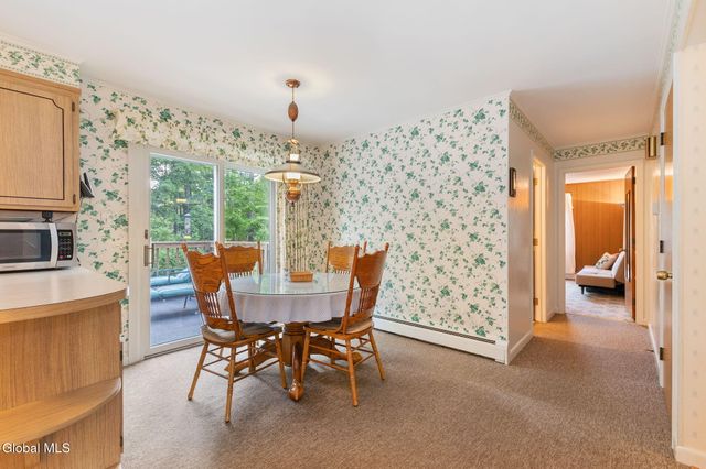 18 Sherwood Drive, Queensbury, NY 12804