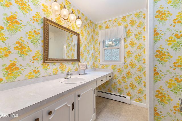 18 Sherwood Drive, Queensbury, NY 12804