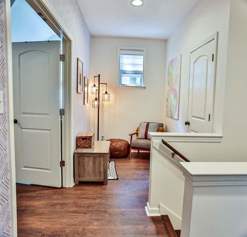 1279 W CRESTWOOD DR, Memphis, TN 38119