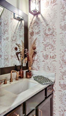 1279 W CRESTWOOD DR, Memphis, TN 38119