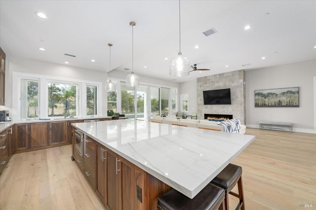 7931 Linda Vista Rd, Vacaville, CA 95688