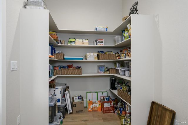 7931 Linda Vista Rd, Vacaville, CA 95688