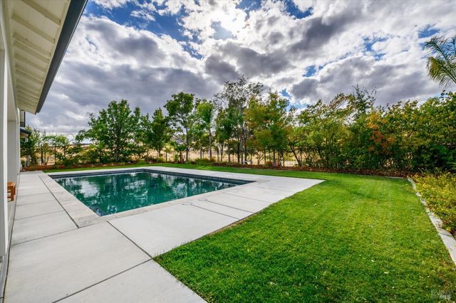 7931 Linda Vista Rd, Vacaville, CA 95688