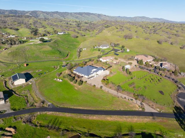 7931 Linda Vista Rd, Vacaville, CA 95688