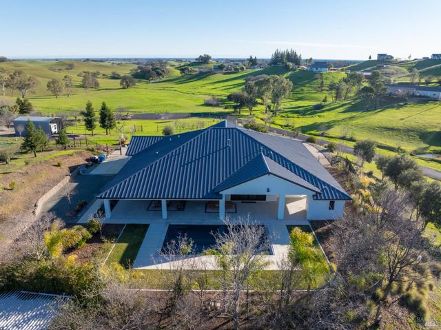 7931 Linda Vista Rd, Vacaville, CA 95688