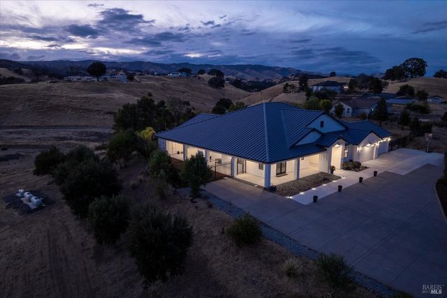 7931 Linda Vista Rd, Vacaville, CA 95688