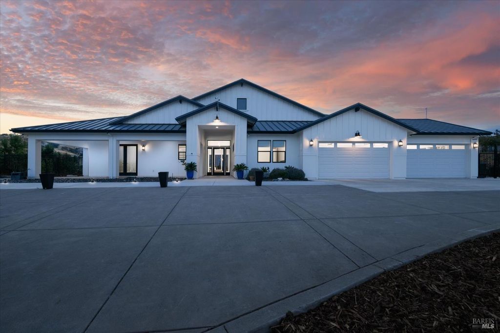 7931 Linda Vista Rd, Vacaville, CA 95688