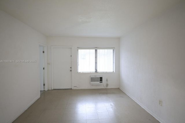 465 E 28th St 24, Hialeah, FL 33013