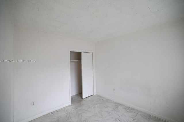 465 E 28th St 24, Hialeah, FL 33013