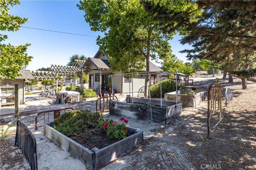 Image 50 of property listing at 3155 El Camino Real, Atascadero, CA 93422