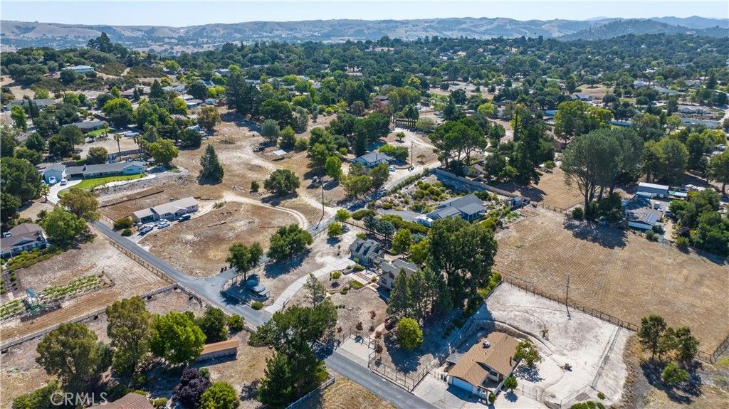 Image 73 of property listing at 3155 El Camino Real, Atascadero, CA 93422
