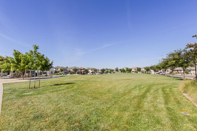 4236 Roanne Way, Rancho Cordova, CA 95742