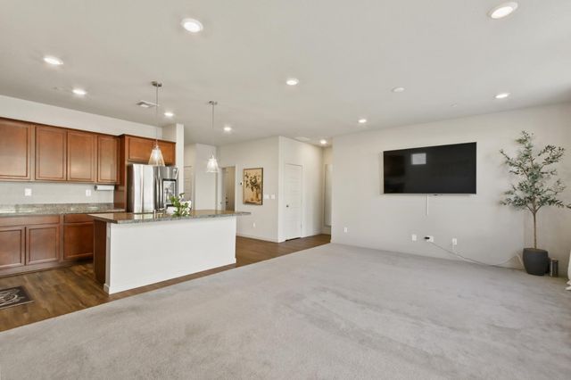 4236 Roanne Way, Rancho Cordova, CA 95742