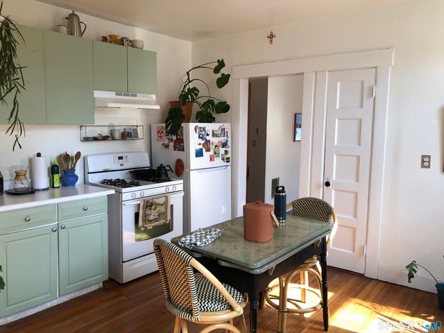 52 Canner Street 2, New Haven, CT 06511