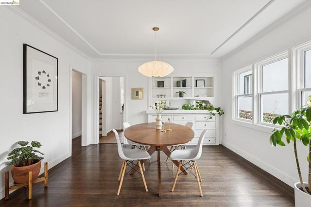 5366 Walnut, Oakland, CA 94619