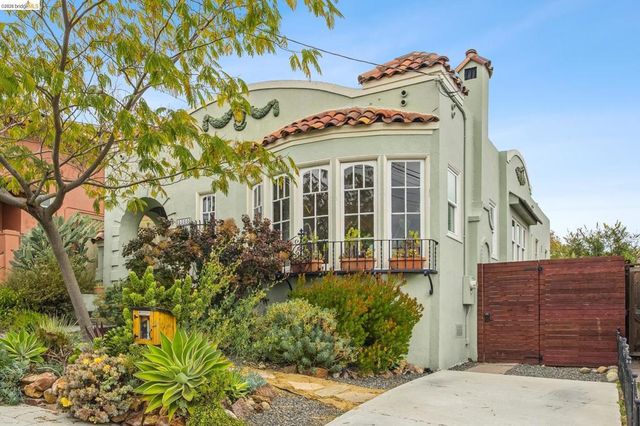 5366 Walnut, Oakland, CA 94619