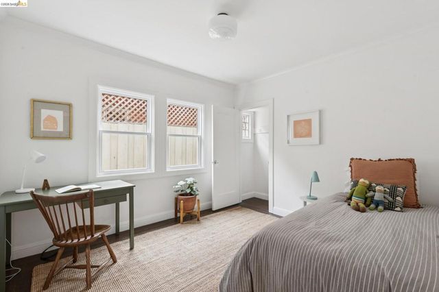 5366 Walnut, Oakland, CA 94619