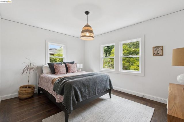 5366 Walnut, Oakland, CA 94619