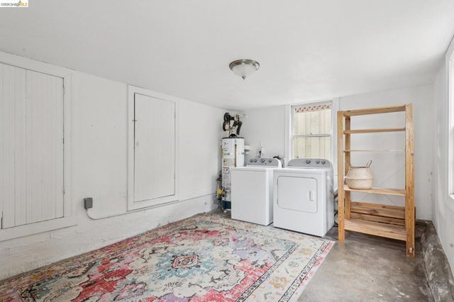5366 Walnut, Oakland, CA 94619