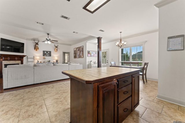 4693 Avery Grace Blvd, Addis, LA 70710