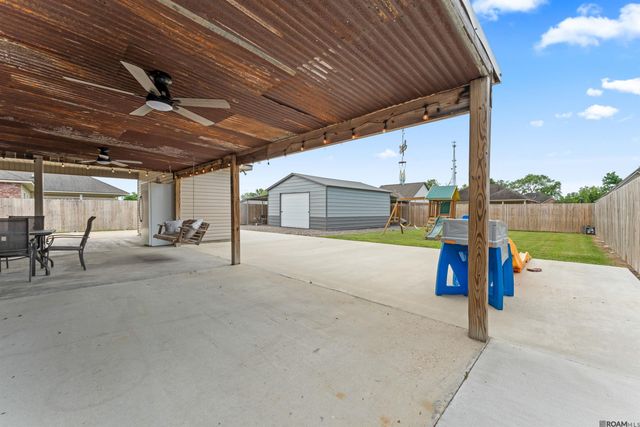 4693 Avery Grace Blvd, Addis, LA 70710