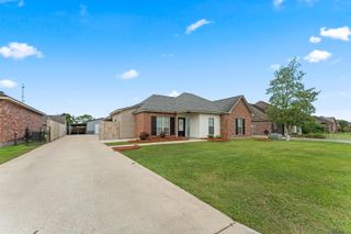 4693 Avery Grace Blvd, Addis, LA 70710