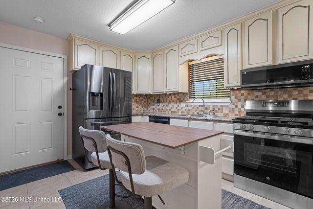 401 Holley Street, Long Beach, MS 39560