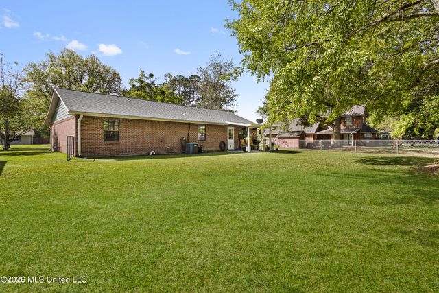 401 Holley Street, Long Beach, MS 39560