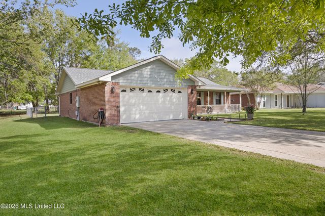 401 Holley Street, Long Beach, MS 39560