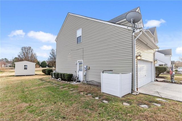 223 Eagle Creek RD, Moyock, NC 27958