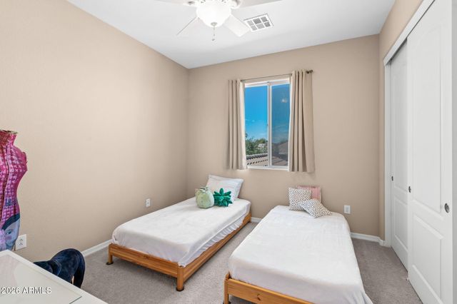 250 W QUEEN CREEK Road 240, Chandler, AZ 85248