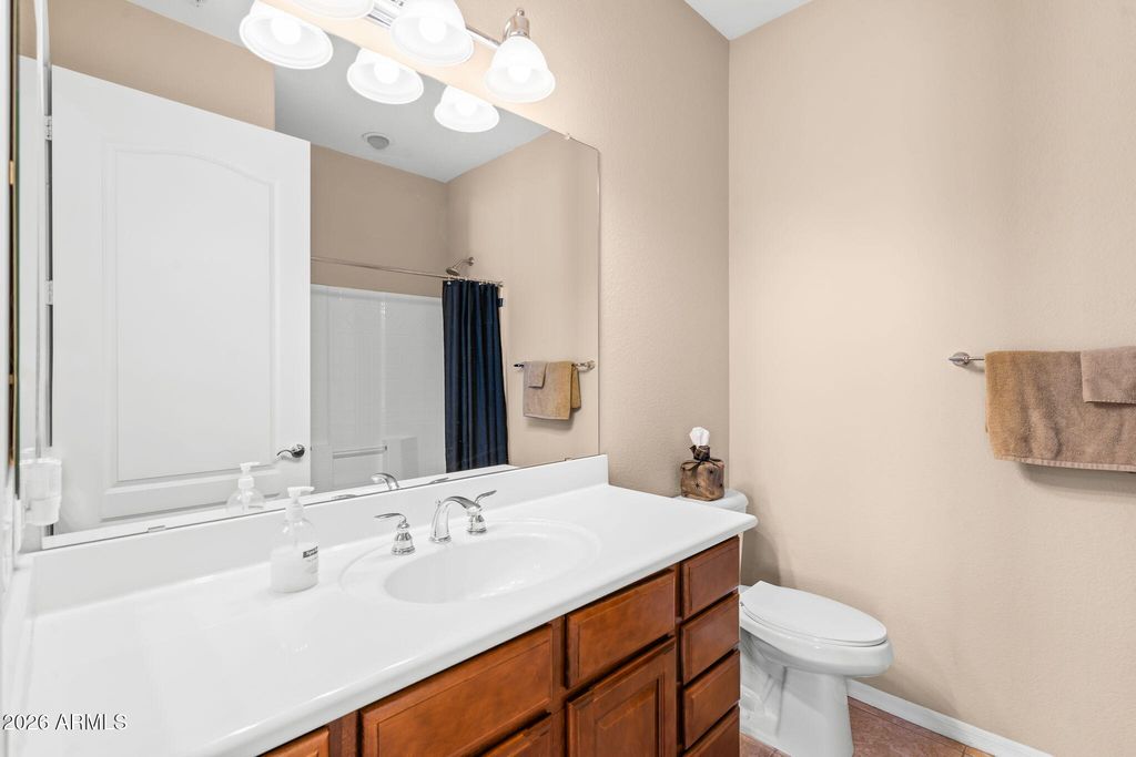 Image 25 of property listing at 250 W QUEEN CREEK Road 240, Chandler, AZ 85248