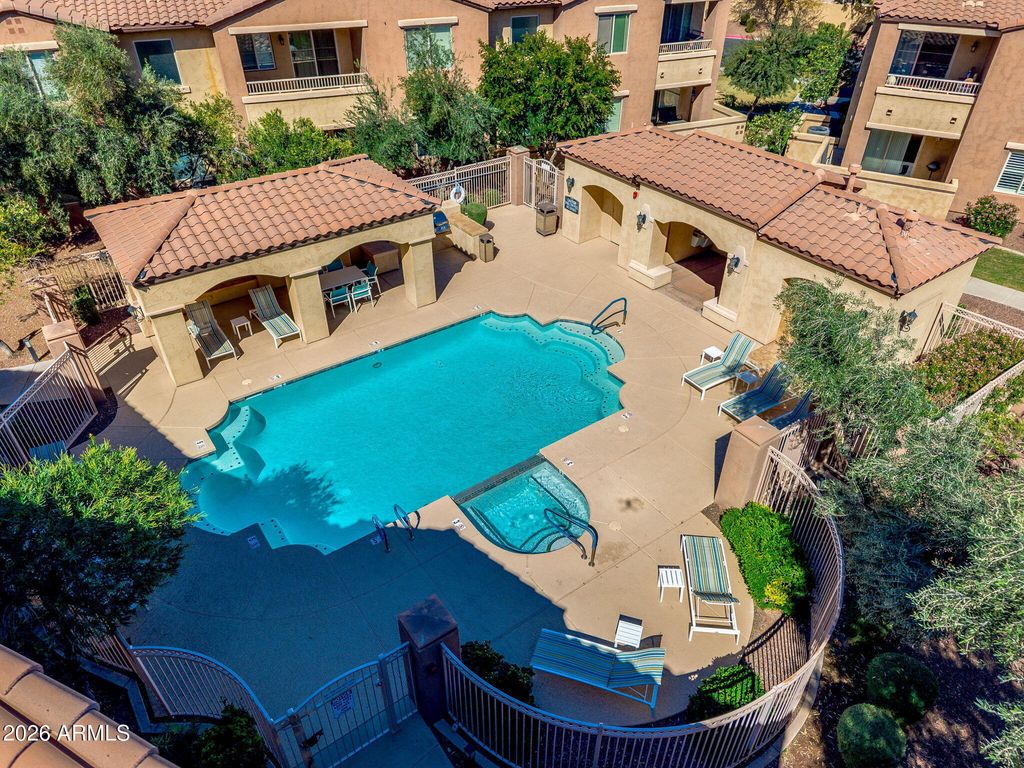 Image 28 of property listing at 250 W QUEEN CREEK Road 240, Chandler, AZ 85248