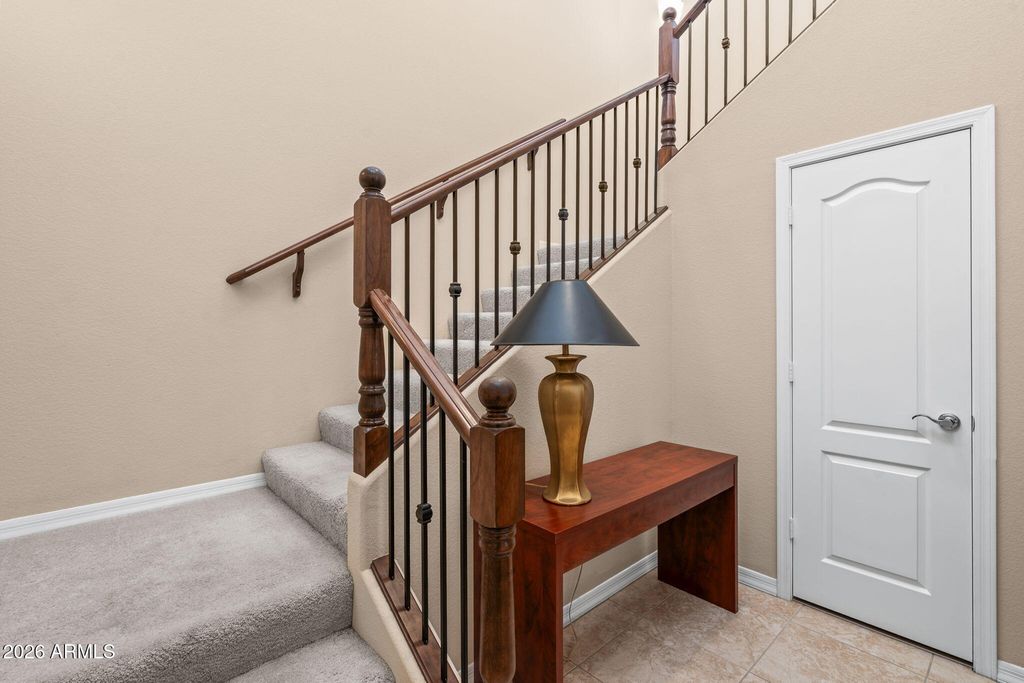 Image 5 of property listing at 250 W QUEEN CREEK Road 240, Chandler, AZ 85248
