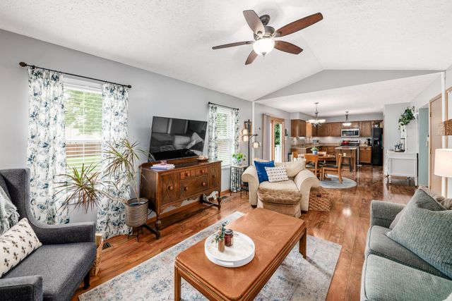 2895 Pheasant Field Drive, Hilliard, OH 43026