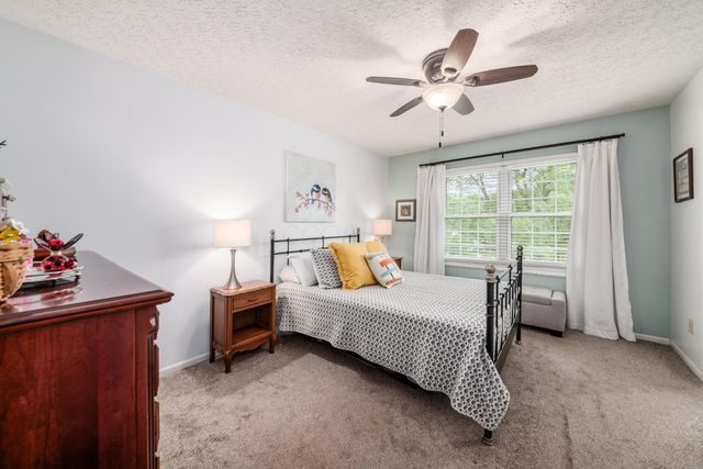 2895 Pheasant Field Drive, Hilliard, OH 43026