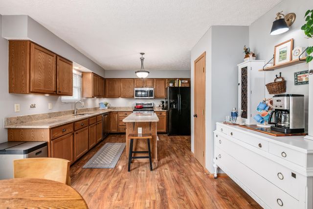 2895 Pheasant Field Drive, Hilliard, OH 43026