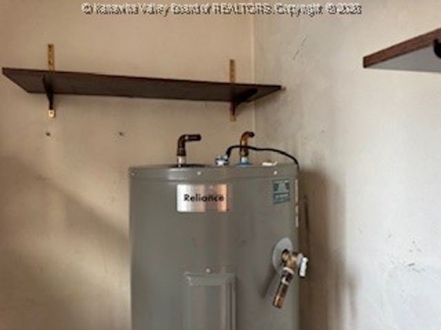 2902 Blaine Boulevard, Charleston, WV 25312