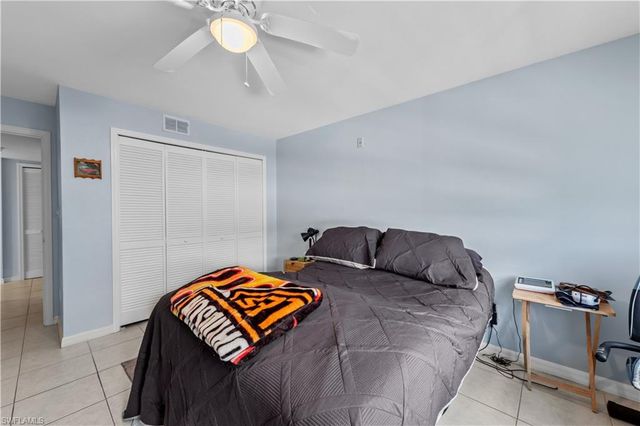 4807 Sunset CT # 405, Cape Coral, FL 33904