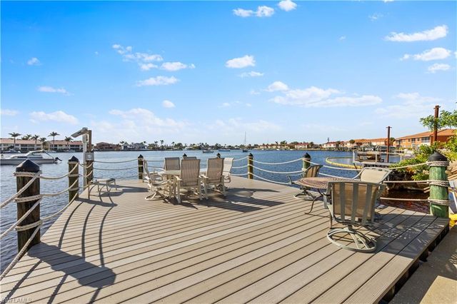 4807 Sunset CT # 405, Cape Coral, FL 33904