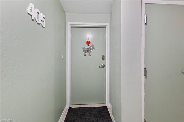 4807 Sunset CT # 405, Cape Coral, FL 33904