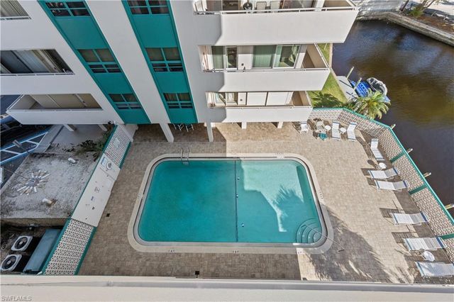 4807 Sunset CT # 405, Cape Coral, FL 33904