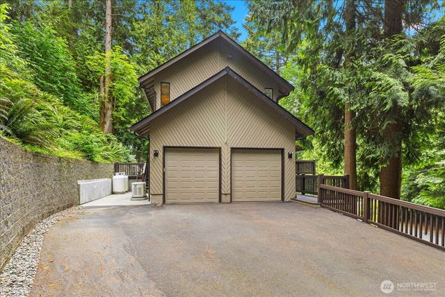 16216 N Meadowdale Road, Edmonds, WA 98026