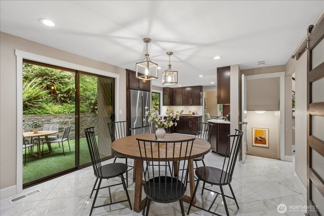16216 N Meadowdale Road, Edmonds, WA 98026
