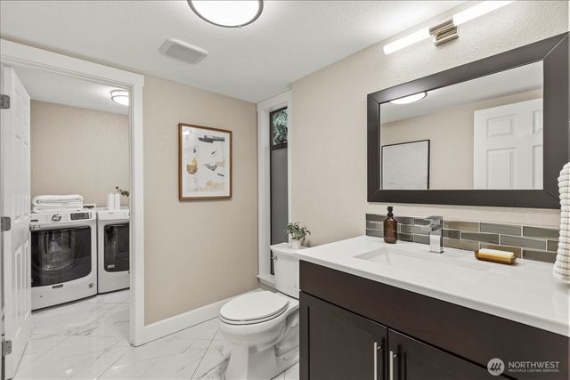 16216 N Meadowdale Road, Edmonds, WA 98026
