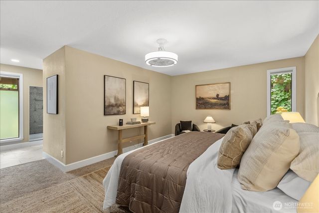 16216 N Meadowdale Road, Edmonds, WA 98026