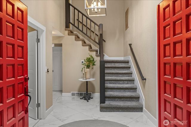 16216 N Meadowdale Road, Edmonds, WA 98026
